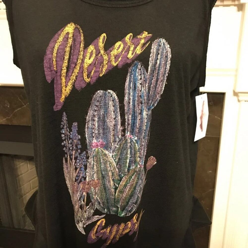 Medium Jessica Simpson Tank - Picture 3 of 4